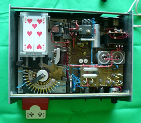 Lubor Fiedler Kartenautomat von innen